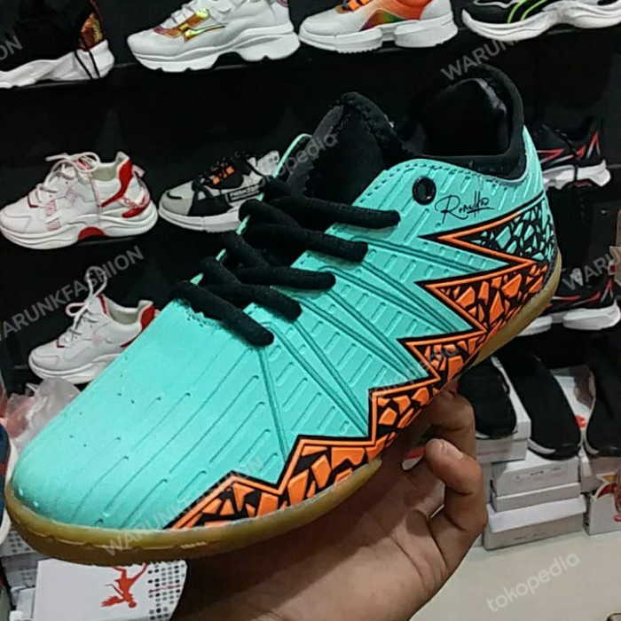 SEPATU FUTSAL ANAK ANAK ORIGINAL UMUR 7 8 11 TAHUN