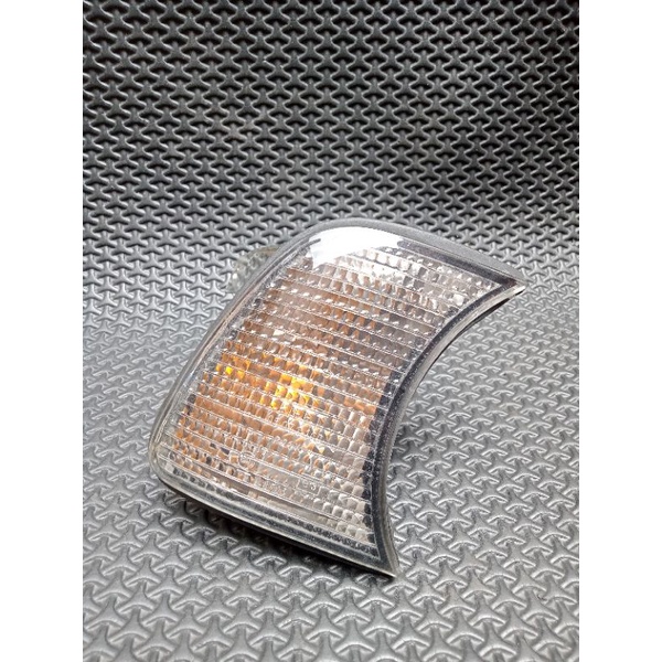 sein depan kanan BMW E34 530i smoke