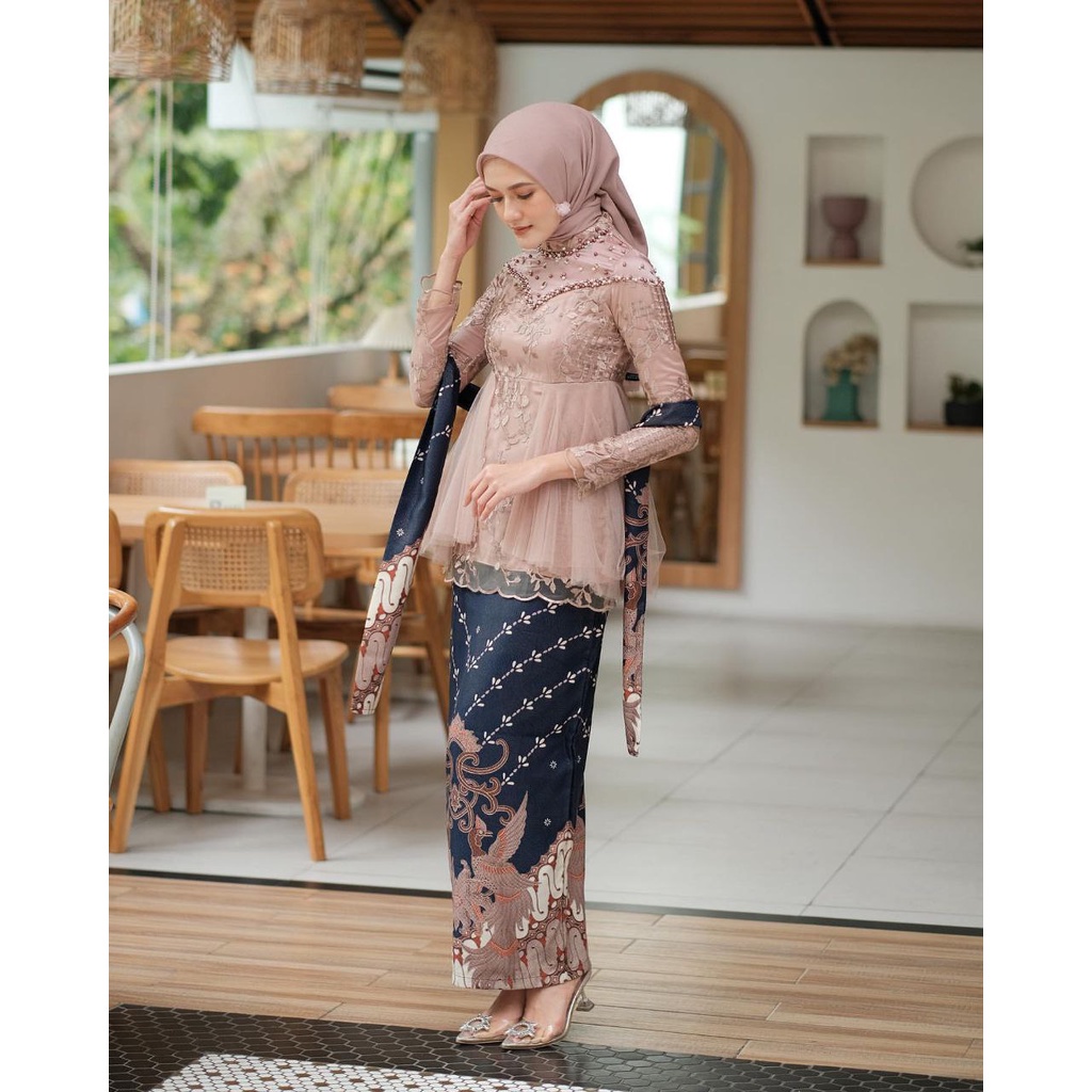 AZKANA BATIK - Kebaya brukat Ameera Series Kebaya Wisuda modern terbaru baju kebaya lamaran tunangan kekinian terbaru 2023 outfit kebaya kondangan