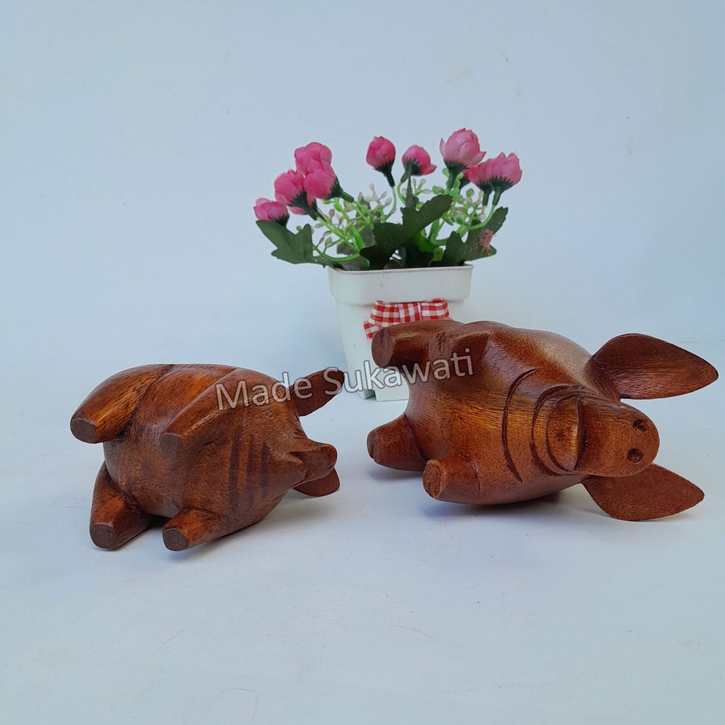 Kerajinan patung kayu Babi pig mini handmade hiasan Bali