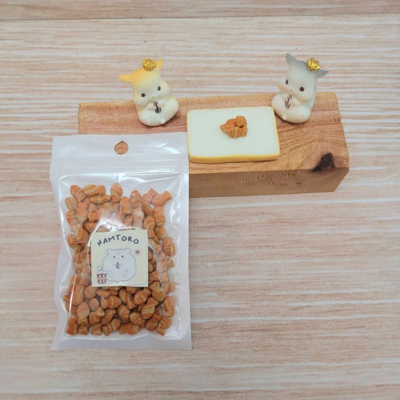 Salmon dan Wortel 15g Snack Hamster