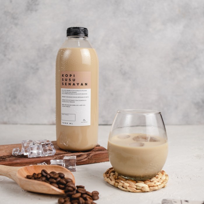 

Terlaris ✨ - Kopi Susu Senayan - Es Kopi Susu Kemasan 1 Liter - 1000 ml - Kopi Susu 2.1.23