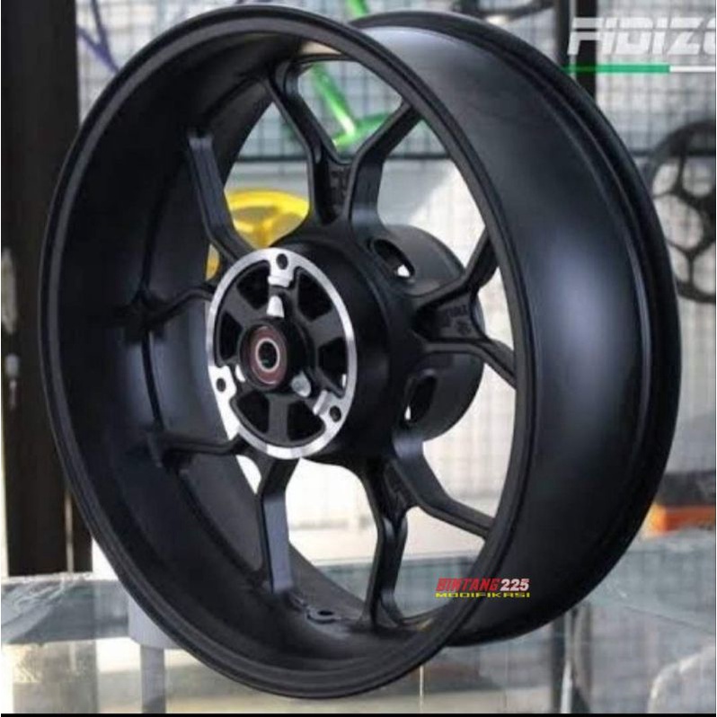 velg delkevic R25 Mt25 5.5in belakang saja