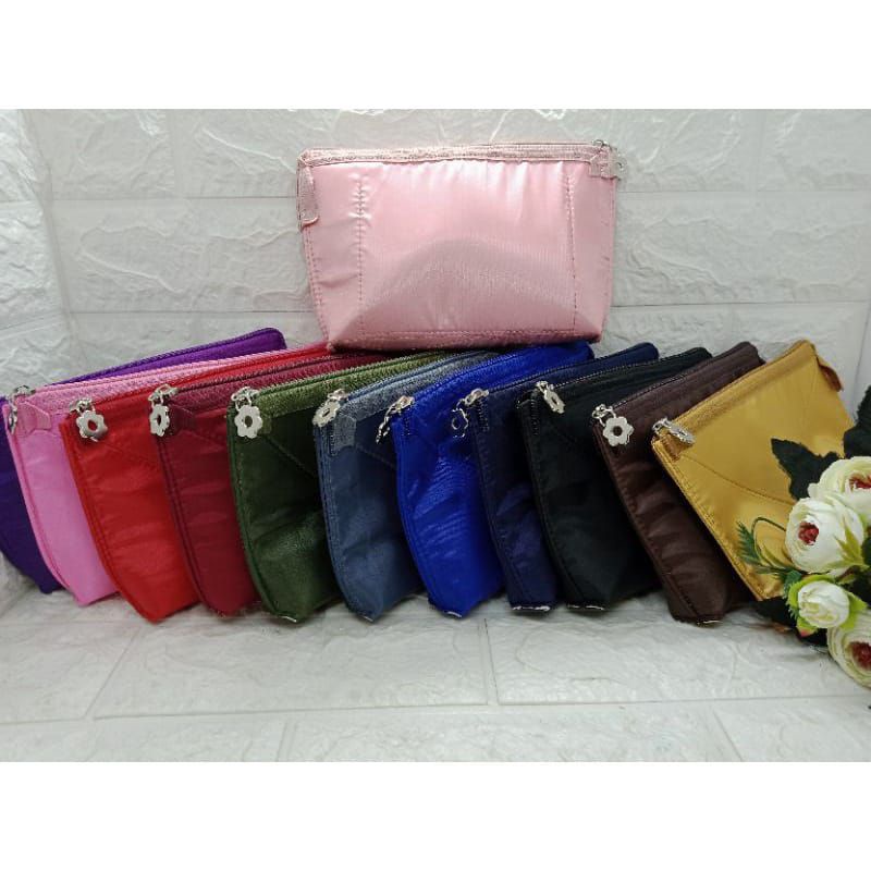 Inner Tas Dompet Rajut (p.res26*t15*alas21*5)