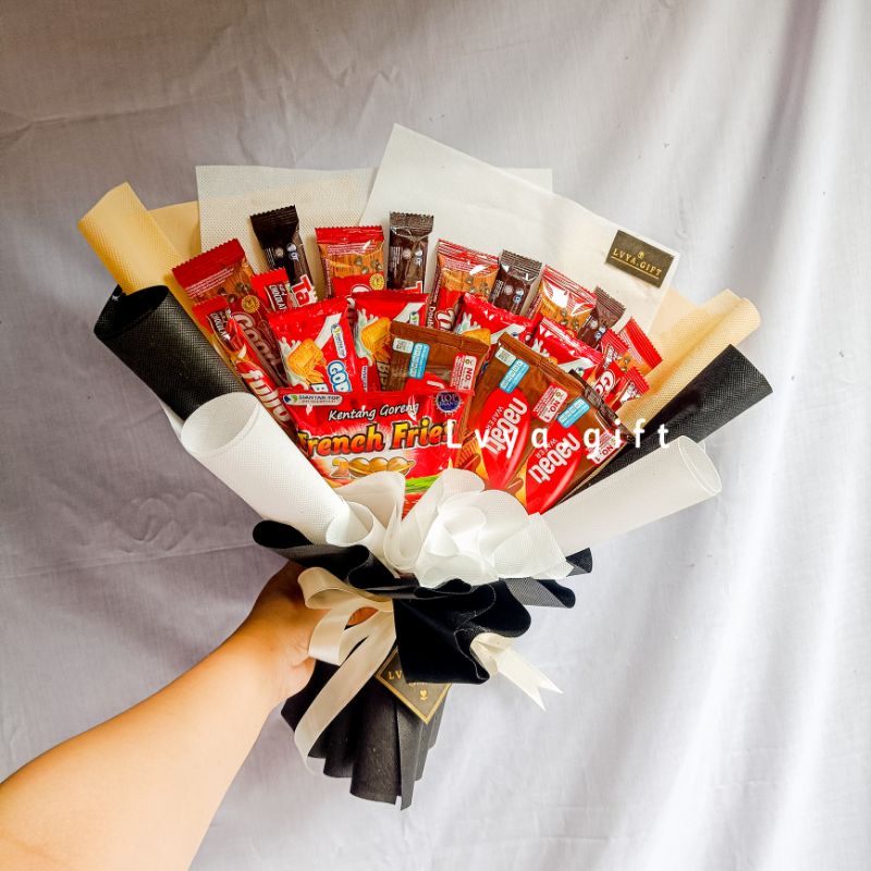 (SNACK 0029) Lvya.gift Buket snack medium mix untuk cowo | Buket snack wisuda | Buket snack wisuda | Buket snack ulang tahun | Buket anniversary | Buket hari guru | Buket hari ibu | hadiah wisuda | kado ulang tahun