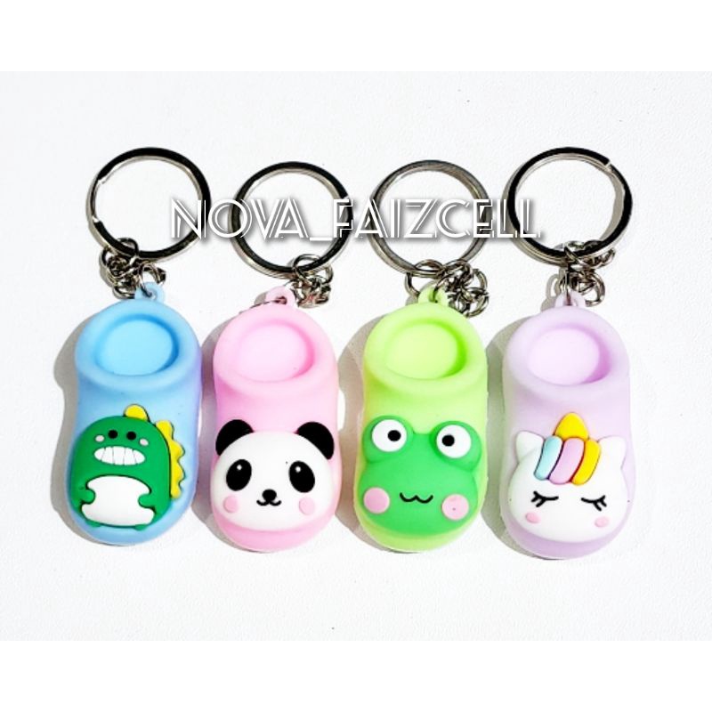 Gantungan Kunci / Key Chain Sepatu Lucu Ganci Premium