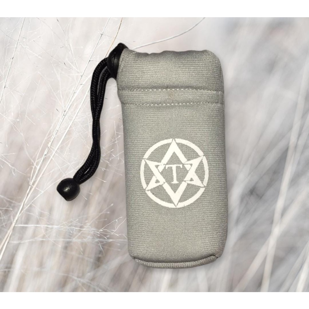 POUCH TEBAL LOGO - SINGLE - BISA DILETAKKAN BERDIRI