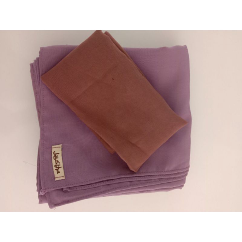 Khimar Segi-4 Jumbo Wolfis Tepi Jahit Rapi 150x150 Warna Lilac