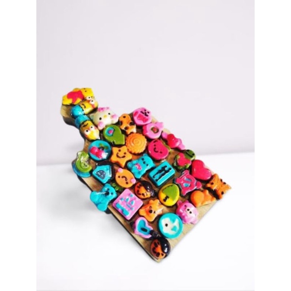 

Grosir Coklat karakter kiloan 1kg terlaris