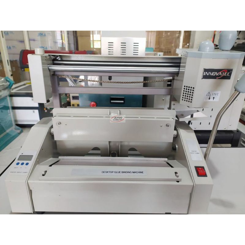 

Mesin Alat Jilid Buku Folio Lem Panas Hot Melt A4 F4 Innovatec Semi Automatic Binding Machine 380mm