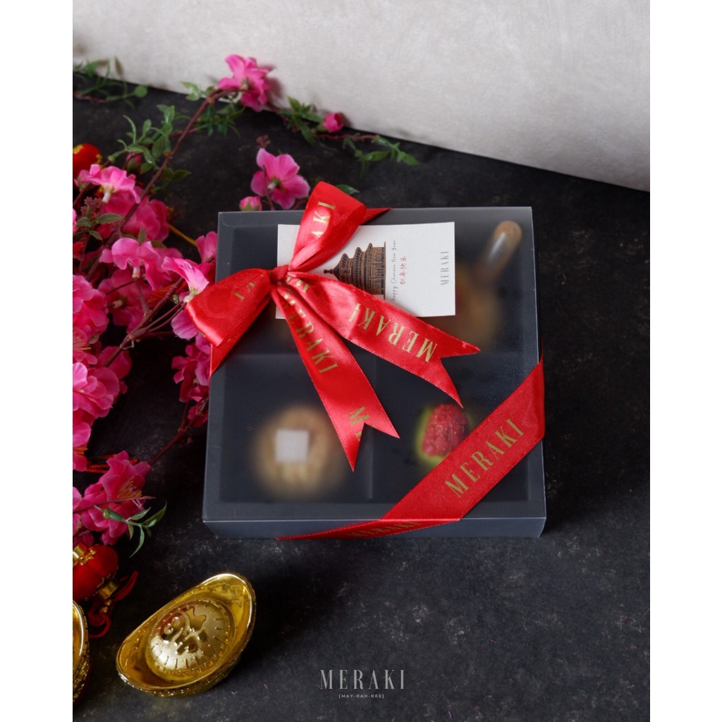 

BOX OF 4 - CHINESE NEW YEAR HAMPERS - CHOUX AU CRAQUELIN - IMLEK