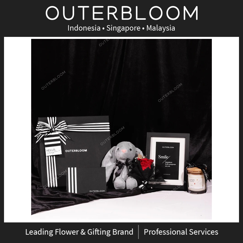 

Valentine Hampers - Outerbloom La Vie en Rose Hampers