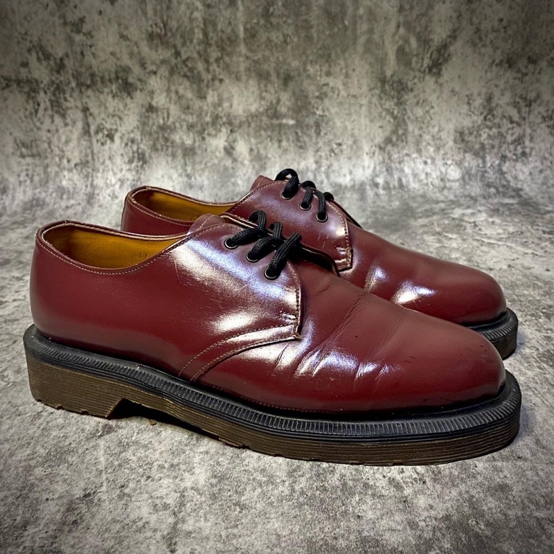 Size 37. Dr martens 1461 cherry smooth MIE ( docmart dr. martens 1460 1461 101 939 saxon chelsea wingtip brogue adrian tassel leroy jadon black red cherry smooth nappa grizzly vegan 3 6 8 hole pria wanita mens women made in england second original second
