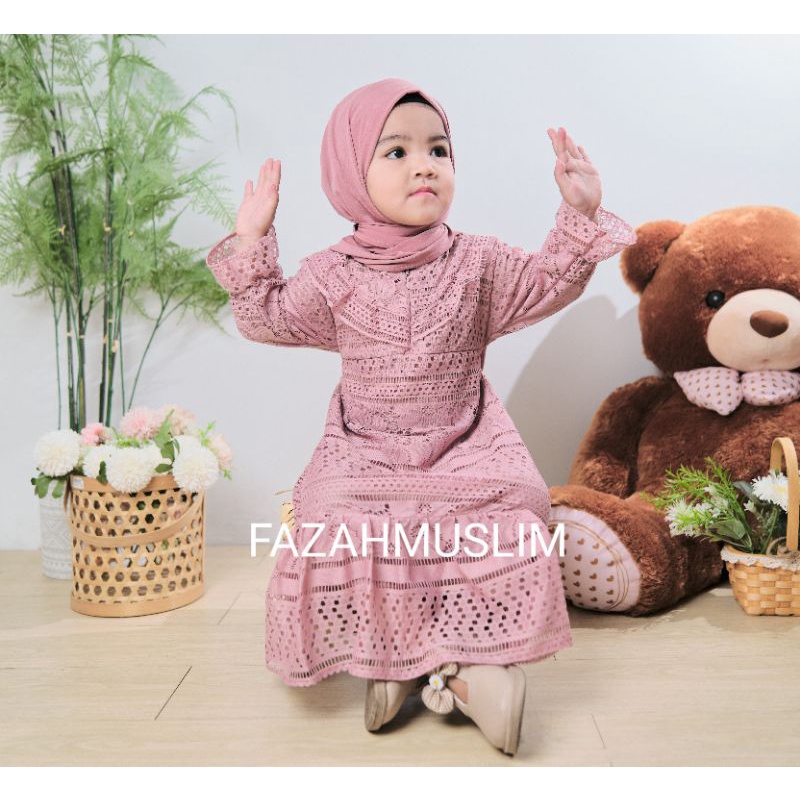 Gamis bayi, gamis pesta bayi, gamis brukat, gamis brokat bayi, gamis aqiqoh bayi, baju muslim bayi, set muslim gamis bayi dan anak , gamis anak, gamis set hijab bayi, muslim bayi, baju ngaji anak, baju kondongan anak, gamis brukat anak,ootd bayi dan anak