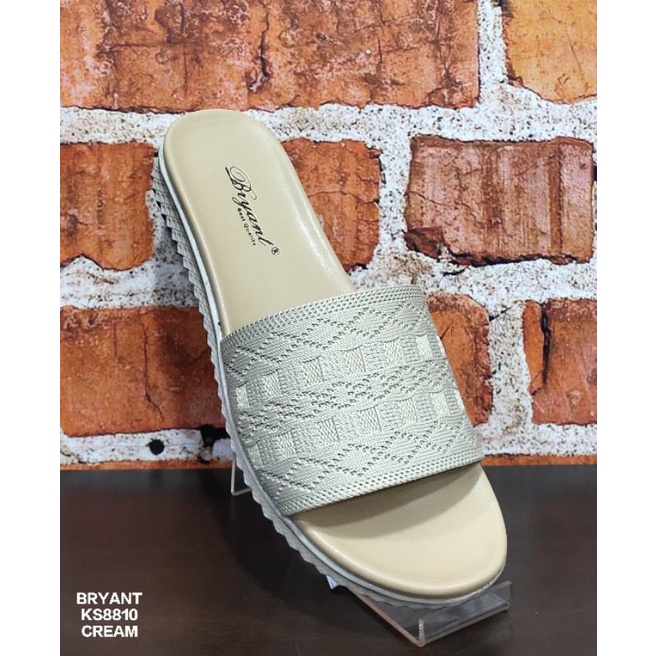 sandal wanita , sandal cewek , sandal slide bahan rajut BRYANT