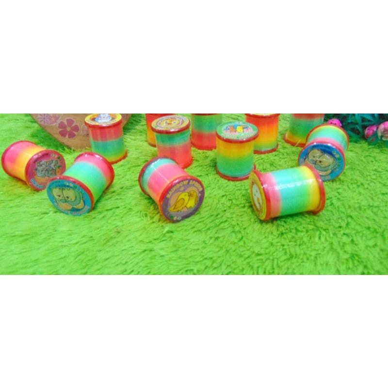 (FO)  Mainan Spring Slinky Magic Warna Pelangi Ada Lampu