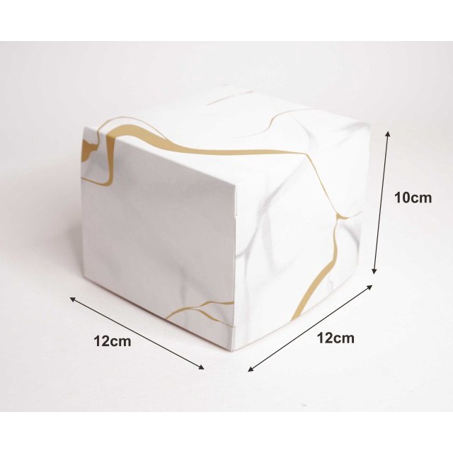 

Terlaris ✨ - Gift Box Box Mini Kue Kardus Cookies Kotak Kemasan Hampers 12x12x10 cm 2.1.23
