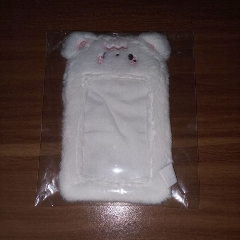 [PRELOVED] Fluffy Photocard Holder Jiniret Hyunjin by shweep