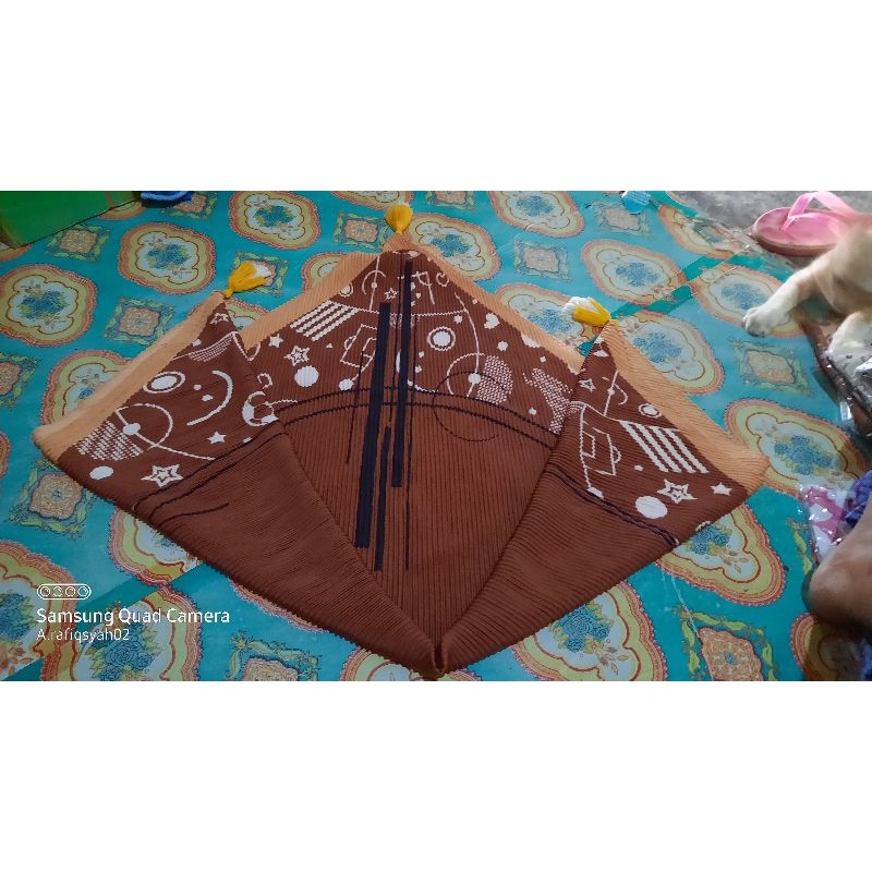 jilbab segi4 plisket motif