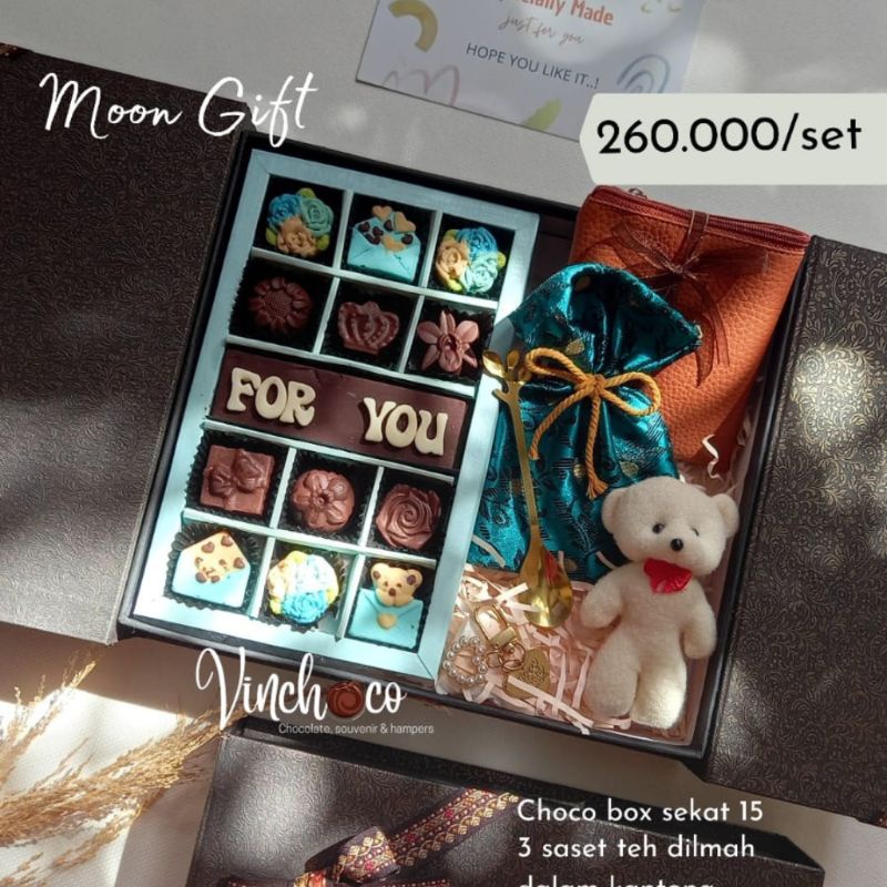

Coklat Valentine | Kado Valentine | Hampers Valentine | Kado Coklat | Souvenir Valentine