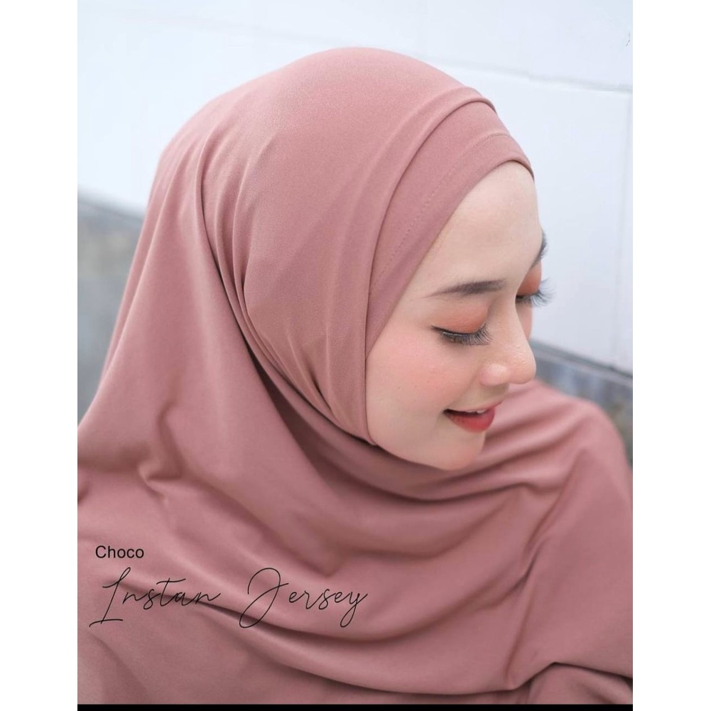 Hijab Segitiga Instan Oval Jersey Super Premium