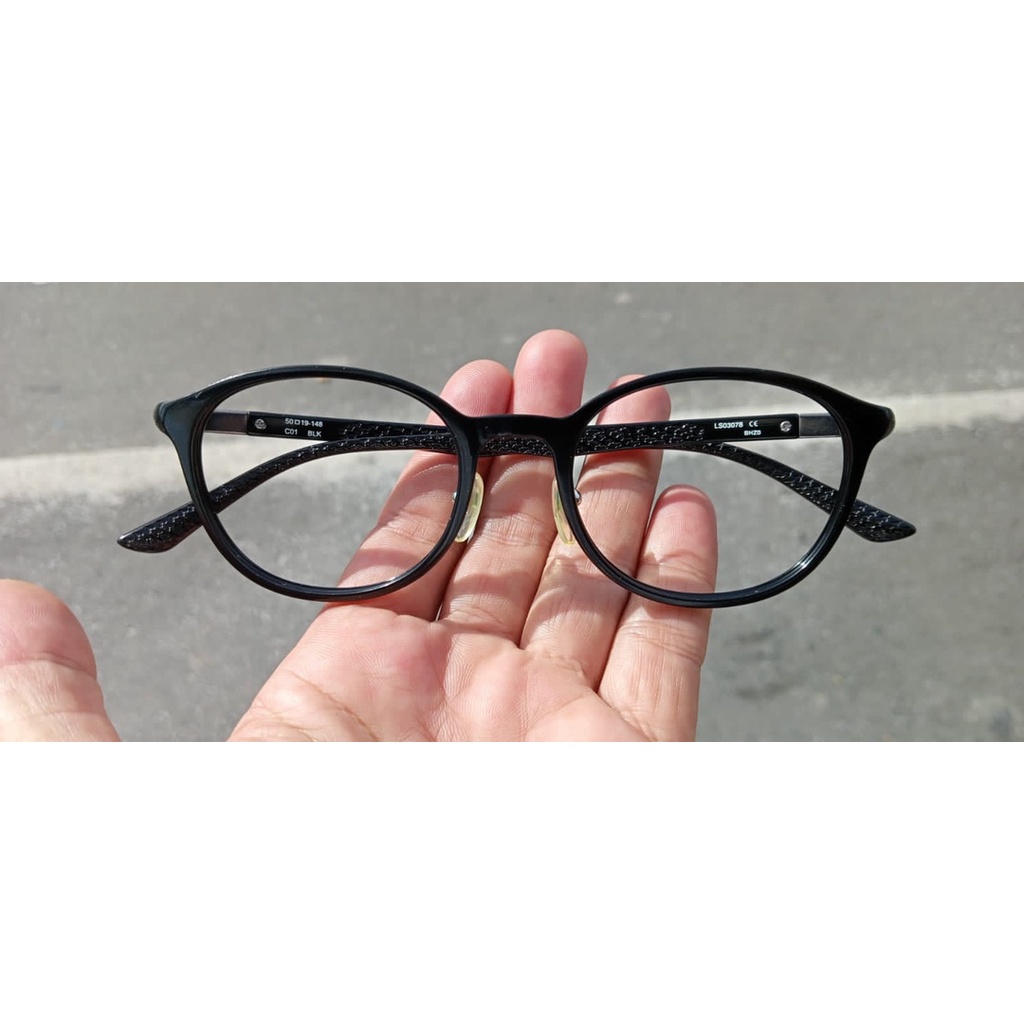 KACAMATA LEVIS ORIGINAL SECOND MULUS LIKE NEW 100% ori