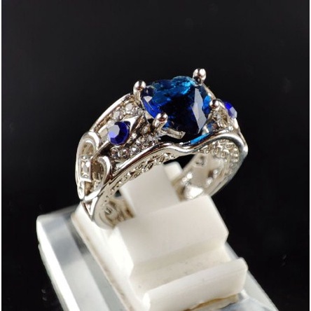 Cincin Wanita Blue Sapphire