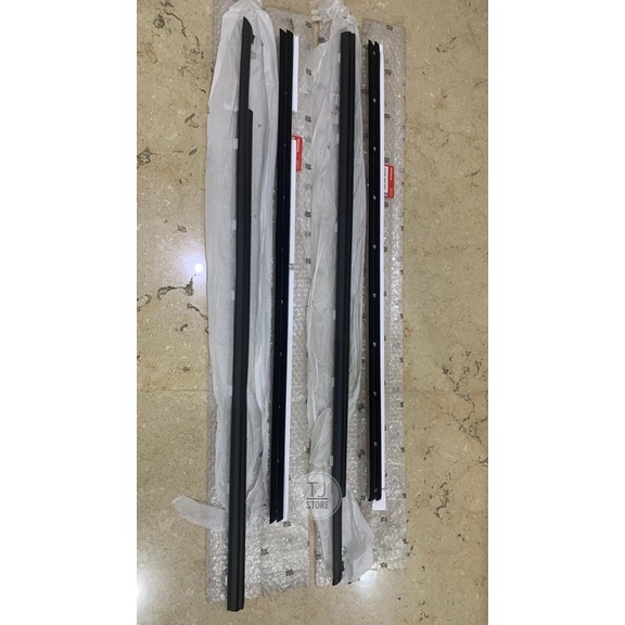 Pelipit Kaca Luar Dalam Honda Civic Nouva SH3