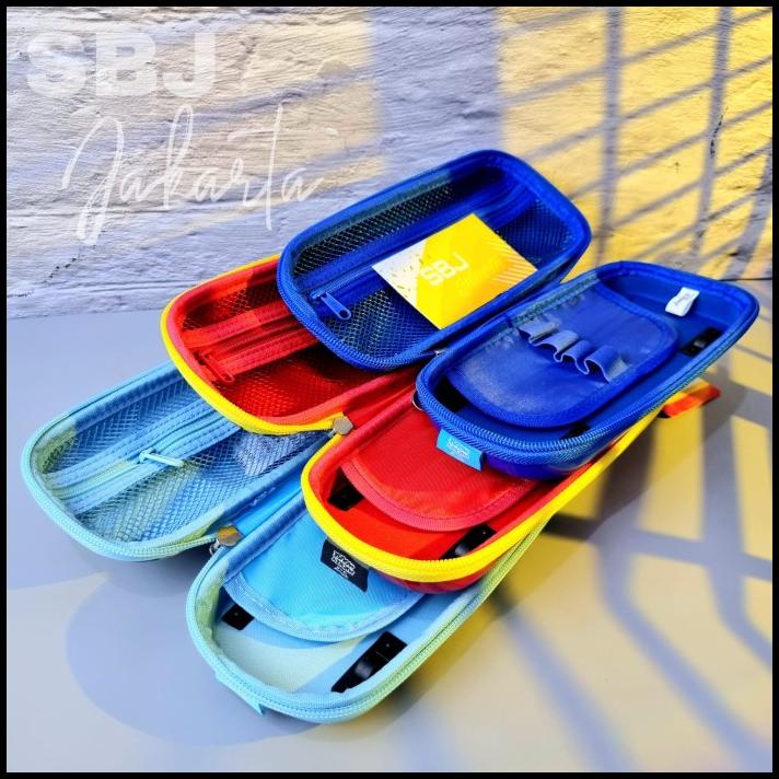 

Tempat Pensil Kotak Pensil Smiggle Lookalike 3D Mickey Mouse Disney