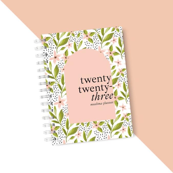 

Muslima Planner 2023 by Kecilmamil - Cover ZAYTUN