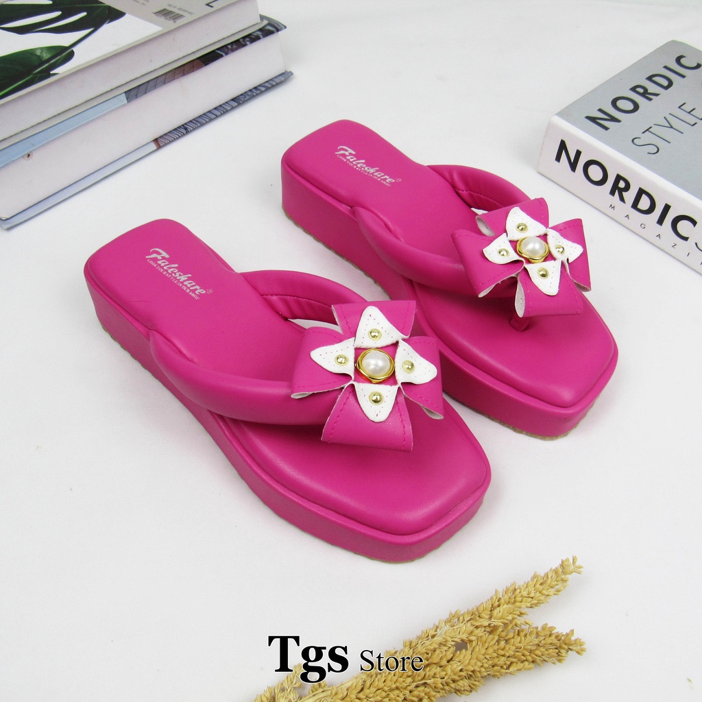 Sandal Jepit Wedges Wanita Bunga Mutiara Kekinian JPM-01