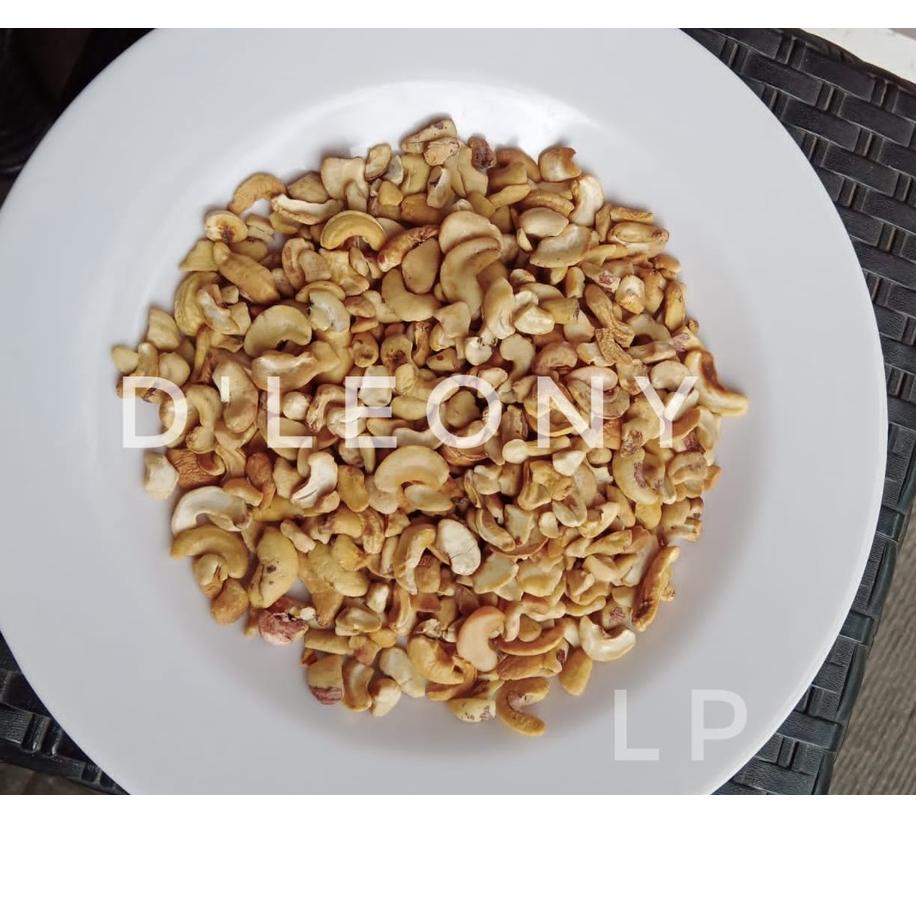 

12.12 FLASH SALE Kacang mede pecahan 2,4,6 berat 1kg mentah, kacang mede pecah murah 1kg Mentah (SS lebih putih bersih) serbuuu !