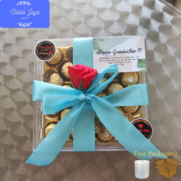 

✨READY✨ -Coklat Ferrero Rocher Hampers Bingkisan Coklat BUNGA Kado Tali Ribbon - Biru Merah- 1.1.23