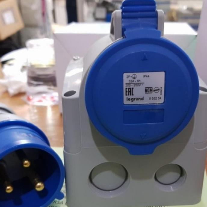 Legrand Surface Mounting 32A 3Pin Set