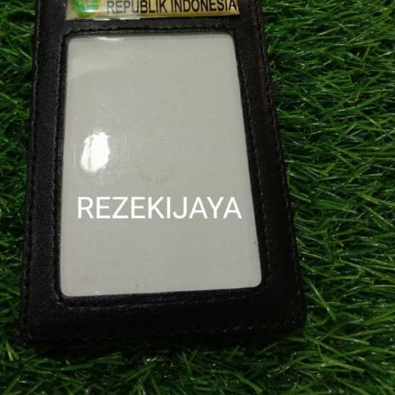 

Update - NAME TAG ID CARD SAKU LOGO MAHKAMAH AGUNG REPUBLIK INDONESIA HITAM DOFF