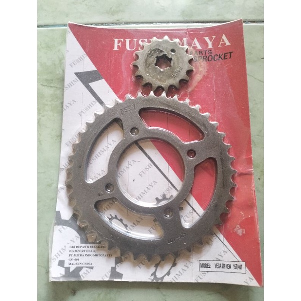 GEAR SET GIR SET DEPAN BELAKANG VEGA ZR 15/40 T 428