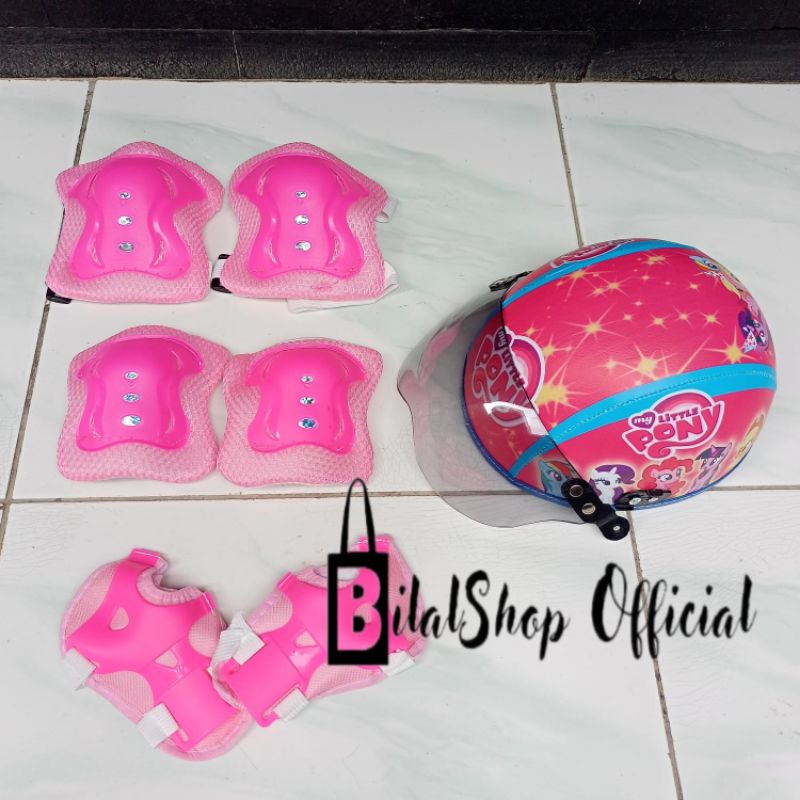 HELM SEPATU RODA / HELM ANAK ANAK DAN DEKER / HELM SEPEDA ANAK PEREMPUAN