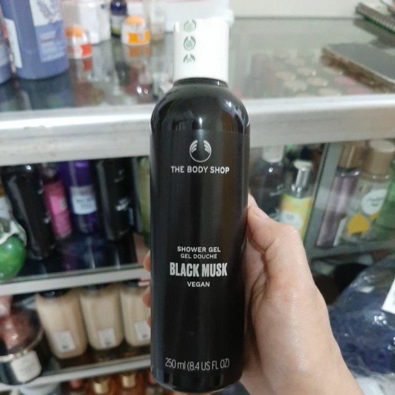 The body shop tbs black musk shower gel / sabun mandi 250 ml Original 100% counter