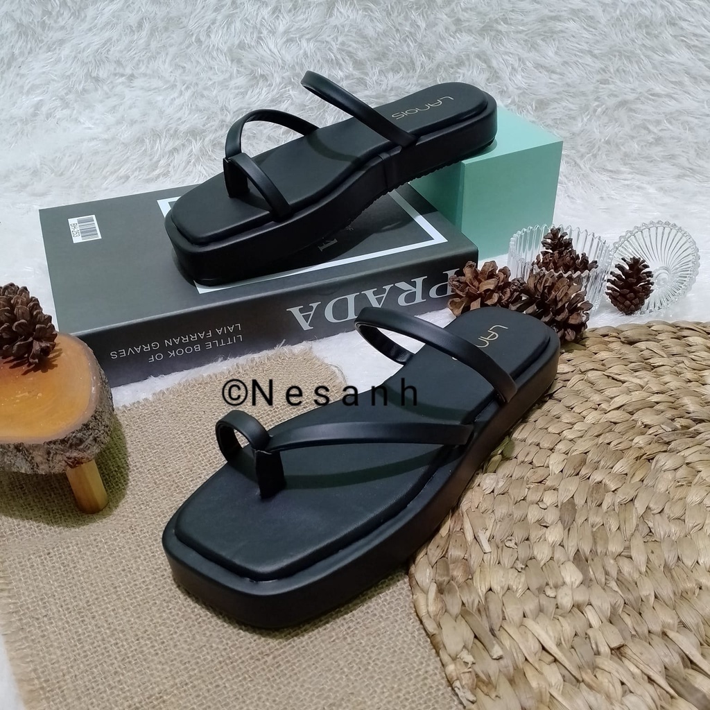 Sandal Tali Platform Wanita Sendal Wanita Kekinian STUSSY