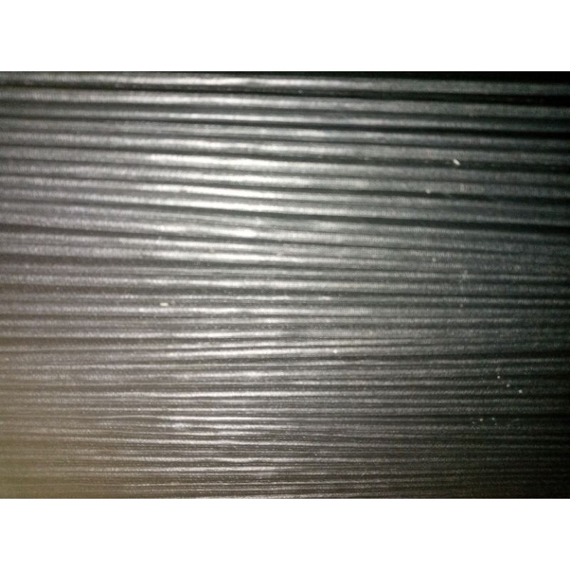 

Karton Board Cover Hitam