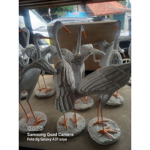 ANGSA HIASAN KOLAM BATU ALAM HIASAN AIR ANGSA PUTIH BURUNG ANGSA HIASAN AIR