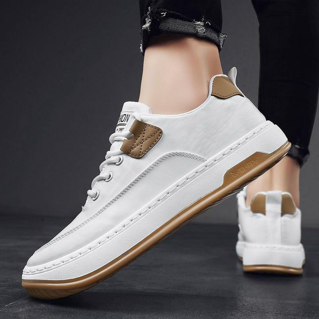 Sneakers Pria Casual Trendy Modis Bertali Import Sepatu Sekolah Original Cowok Model Polos