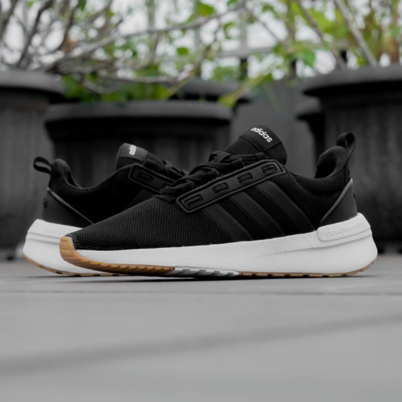 Adidas Racer TR21 &quot;Core Black/Gum&quot;