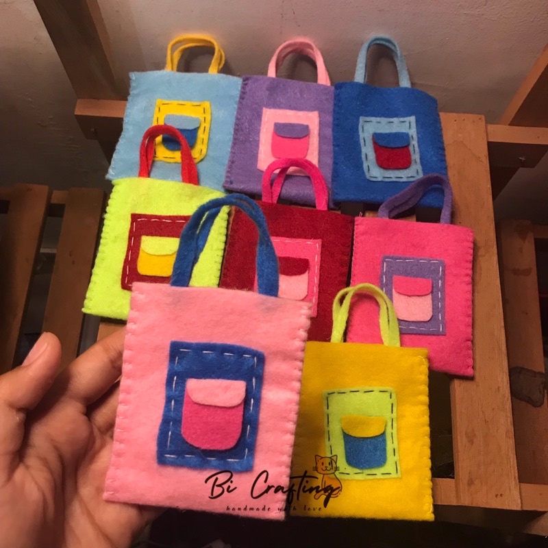 

amplop flanel lebaran / amplop totebag flanel lebaran