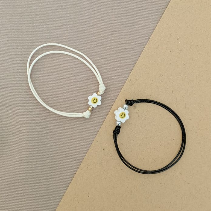 Nyamannya - 1 Pcs Gelang Charm Bunga Daisy Desi Series