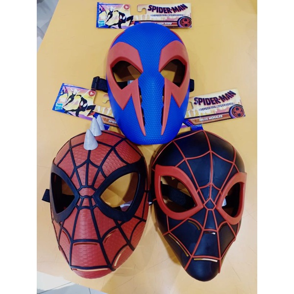 Hasbro Marvel SpiderMan Hero Mask Topeng