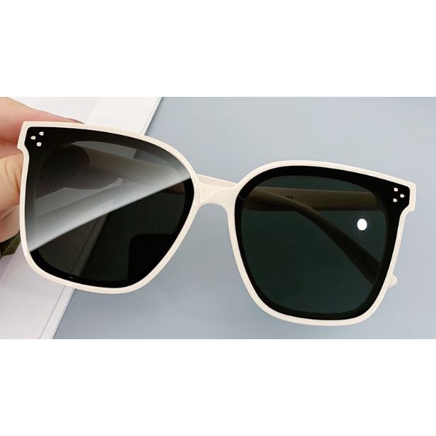 Kacamata Hitam cat eye 3 Dot Retro Kacamata Hitam Wanita Sunglasses