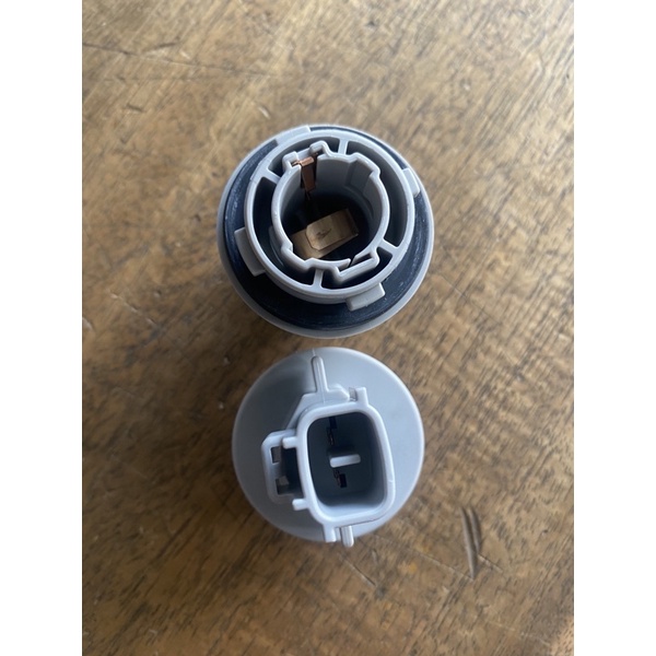 Socket lampu sen sein depan avanza xenia original