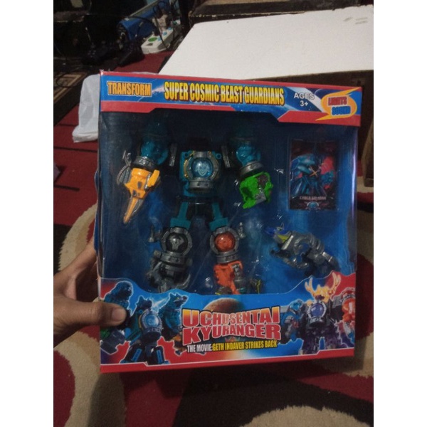 MEGA ZORD  UCHUSENTAI KYURANGER robot power ranger kondisii mantep kardus aga penyok barang baru stok lamaaarobot yg bisa d bongkar pasang ukuran cukup besar pokonya indah di mata untuk harga yg hemat