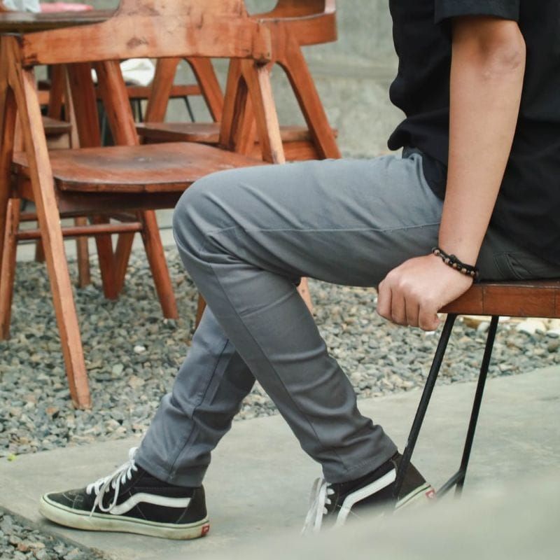 Celana Chino Pria Panjang Slimfit Chinos cowo cino cowok Premium pensil / Celana pria